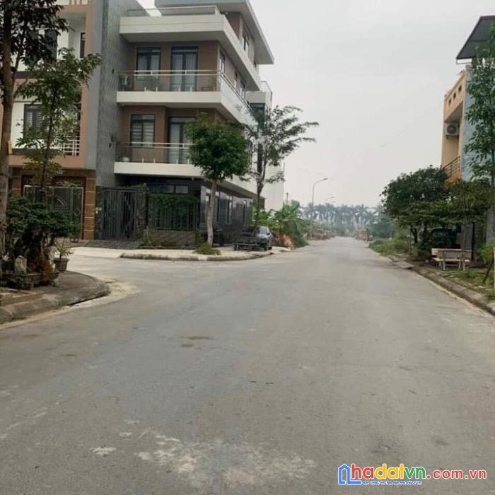 Cần tiền xây nhà, bán lô đất không ở. dt 108m2 - mt 6m - đường 14m - giá 848tr có thương lượng nhẹ