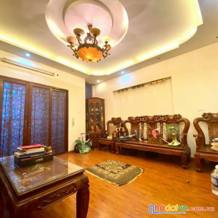 B,a,n nhà trục chính  phân ,lô - đừờng 277 - dt110m2 - mt7,6 -49ty