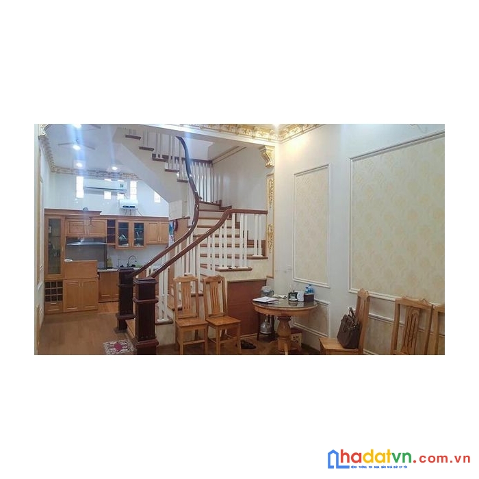 Cực rẻ! chỉ 3 tỷ hơn có ngay nhà lõi cầu giấy, ngõ thông, nhà đẹp, ba gác, kinh doanh onl - 34m -