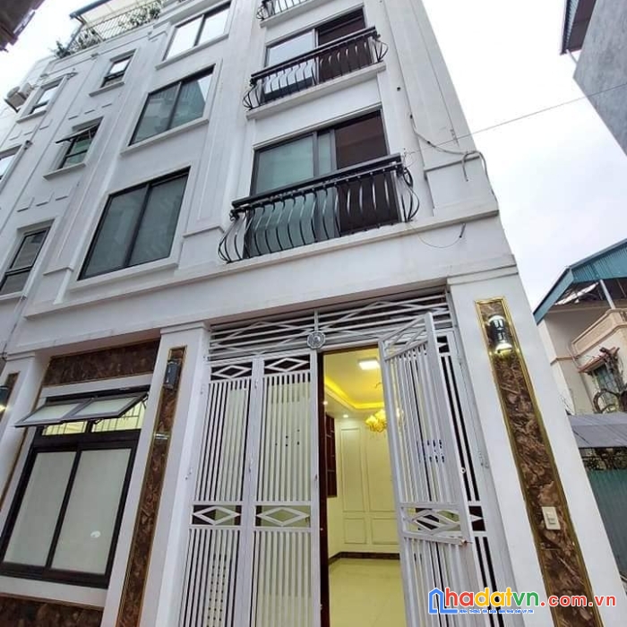 Bán nhà đàm quang trung  35m2  5 tầng  3 tỷ. long biên,