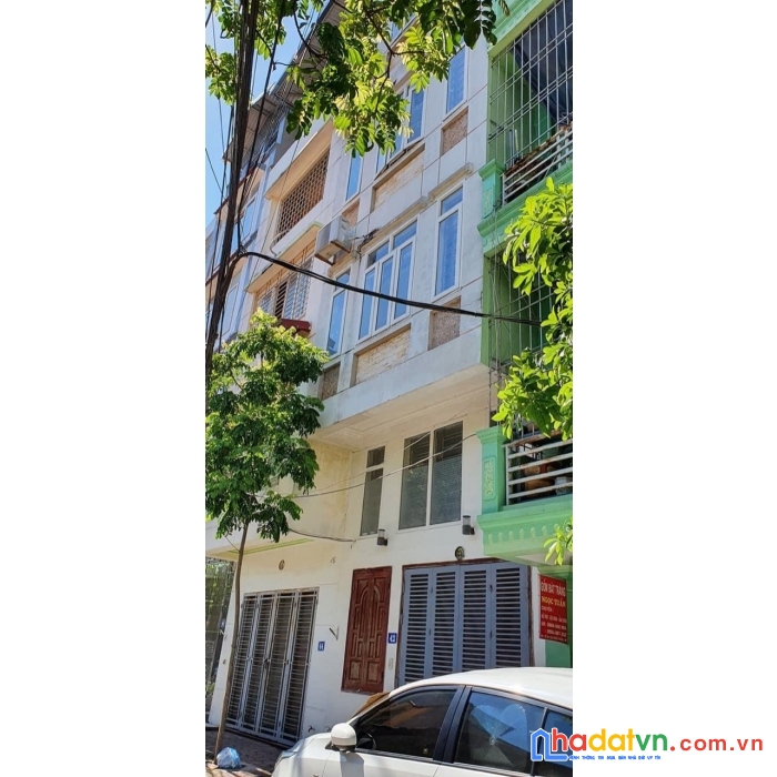 Bán nhà phân lô liền kề chiến thắng, văn quán. dt 45m2*4,5t, đường vỉa hè ô tô vào nhà, giá 7,2 tỷ