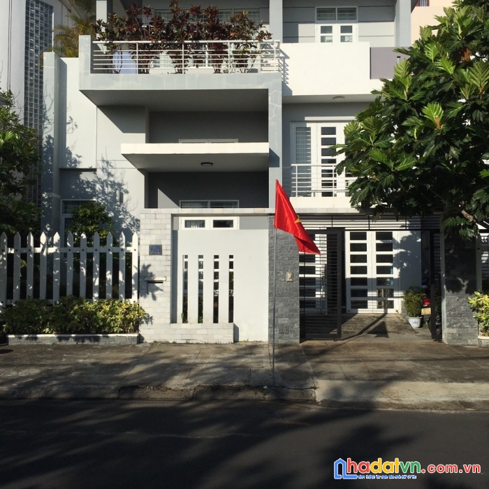 Cần bán biệt thự siêu đẹp vị trí đắc địa tại tp tuy hòa, tỉnh phú yên