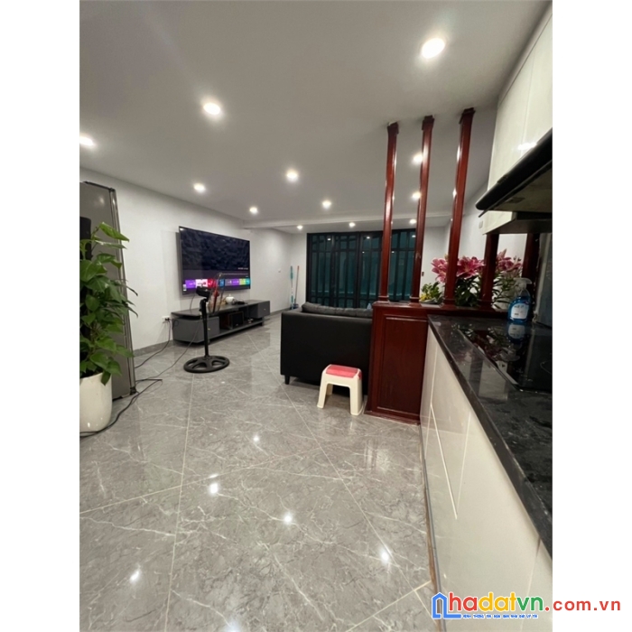 Hiếm! bán nhà phố ngọc lâm 45mx 4t, mt 4.3m, ô tô đỗ cổng, kinh doanh giá 3.7 tỷ.