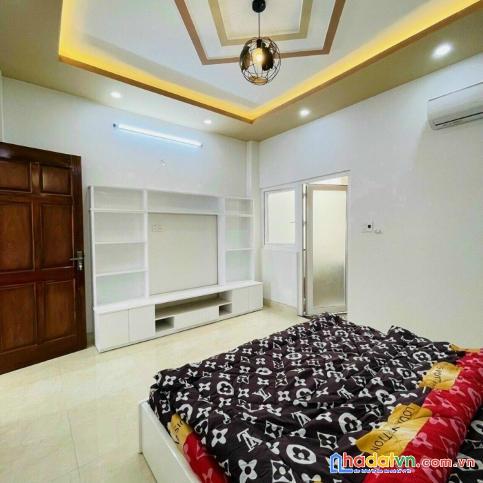 (phú nhuận) hẻm 4m, 4.4 x 14m, 2 lầu, chỉ 8.9 tỷ, huỳnh văn bánh