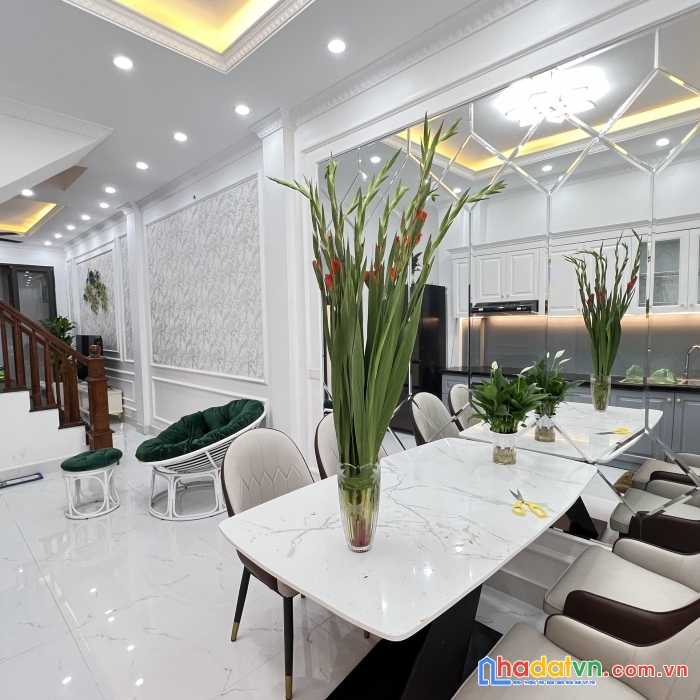 Bán nhà phố trần bình - cầu giấy - ngõ to - lô góc - dòng tiền 15tr/ tháng, chỉ 4.x tỷ