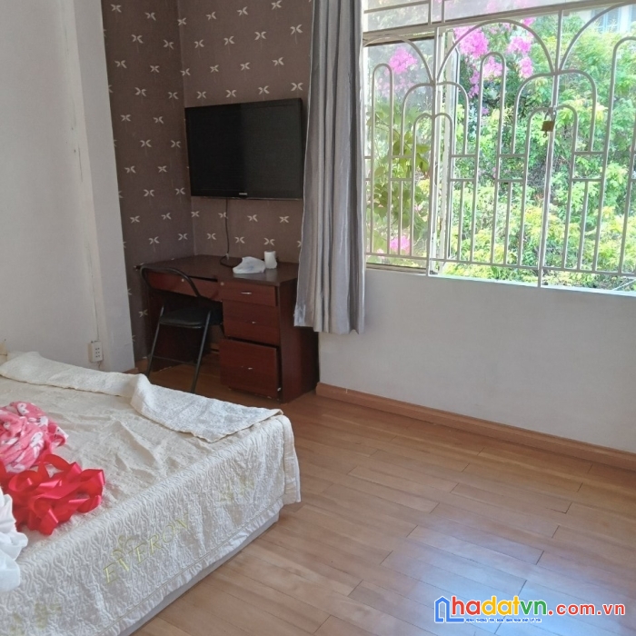 Bán nhà mặt tiền đường cô bắc, p.1, phú nhuận