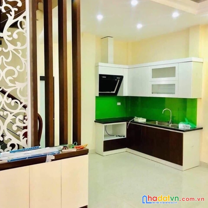 Hẻm xe tải huỳnh tịnh của ở ngay 3 lầu btct tặng nội thất bán gấp
