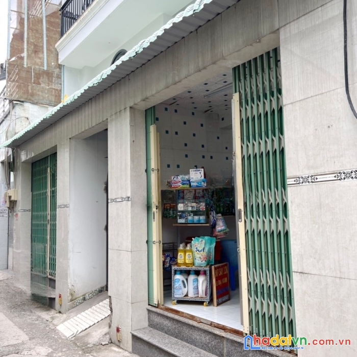 Nhà 8.5x19 nở hậu 4 tầng có 32 phòng cho thuê đường dạ nam p2q8