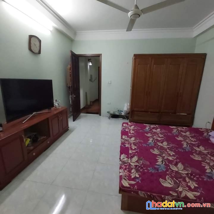 Bán nhà  phố  phùng khoang  , 36m2,   nhà đẹp, sát ô tô,  giá 3.68 tỷ