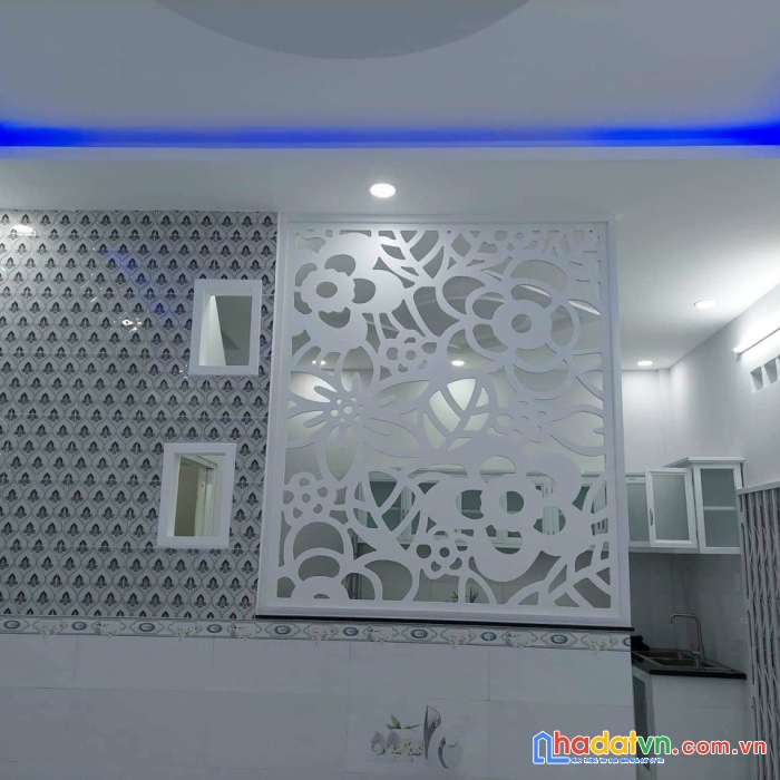 Bán nhà đường tăng bạt hổ, phường 11, q.bình thạnh. hẻm xe hơi