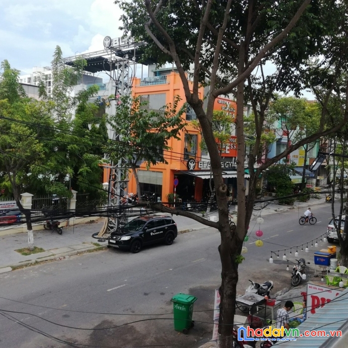 Bán nhà mt đường trần quang diệu 190m2 0799004406