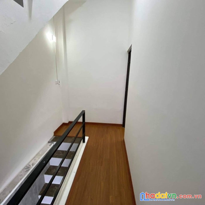Hoa hậu trương định chỉ 3,3 tỷ vài bước ra phố 40m2x4t