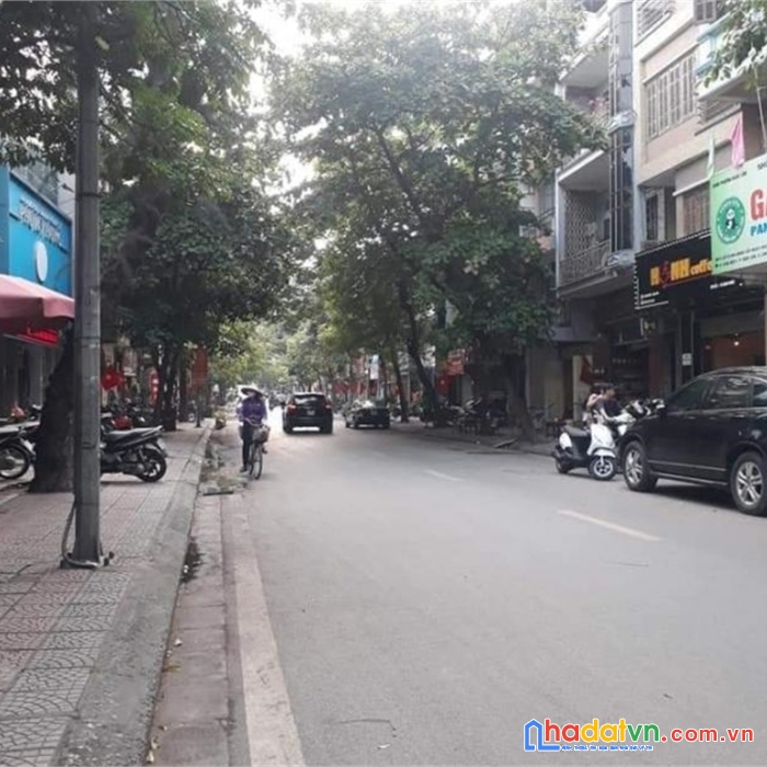 Bán nhà nguyễn văn cừ, long biên 40m2 x 6 tầng, vỉa  hè, ô tô tránh, kinh doanh đỉnh