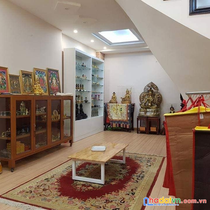 Chính chủ bán nhà phân lô lạc long quân 45m2x5tx4mmt oto tránh kinh doanh giá nhỉnh 5 tỷ
