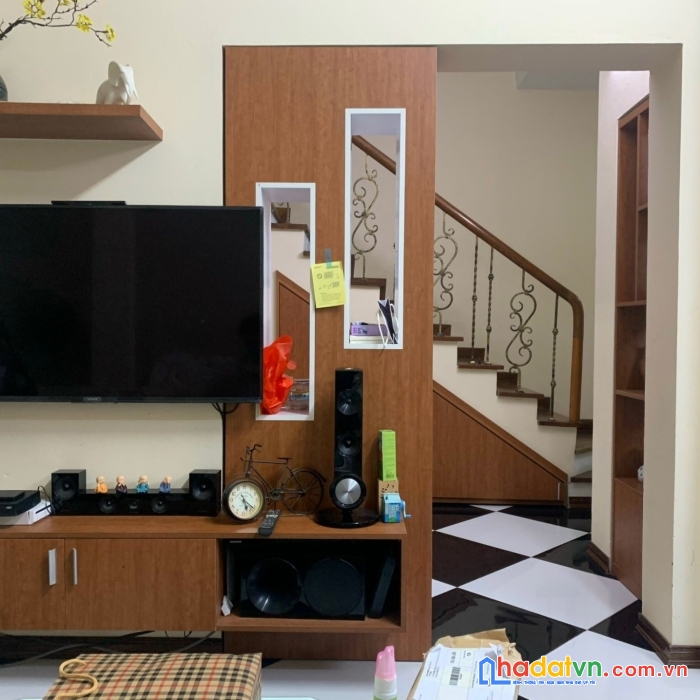 Biệt thự siêu đẹp nguyễn văn cừ mt9m chỉ 15 tỷ 0868246333