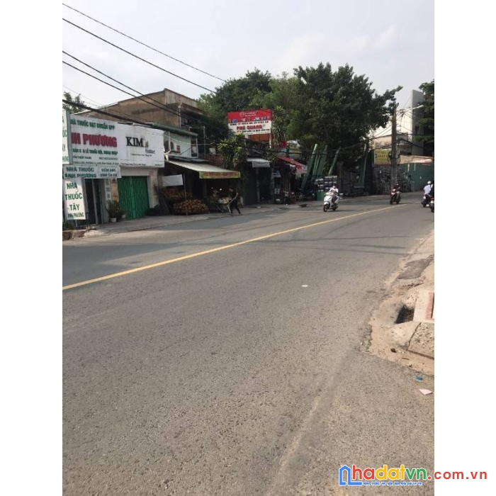 Bán nhà mặt tiền kinh doanh đường long phước, ngã 3 long phước long thuận