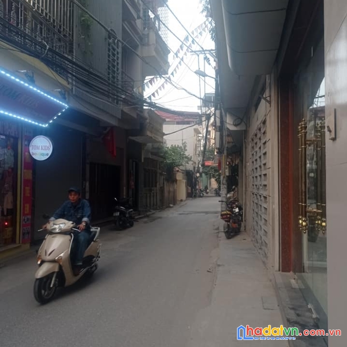 Bán nhà khương trung 76 m 5  tầng giá 6.5 tỷ