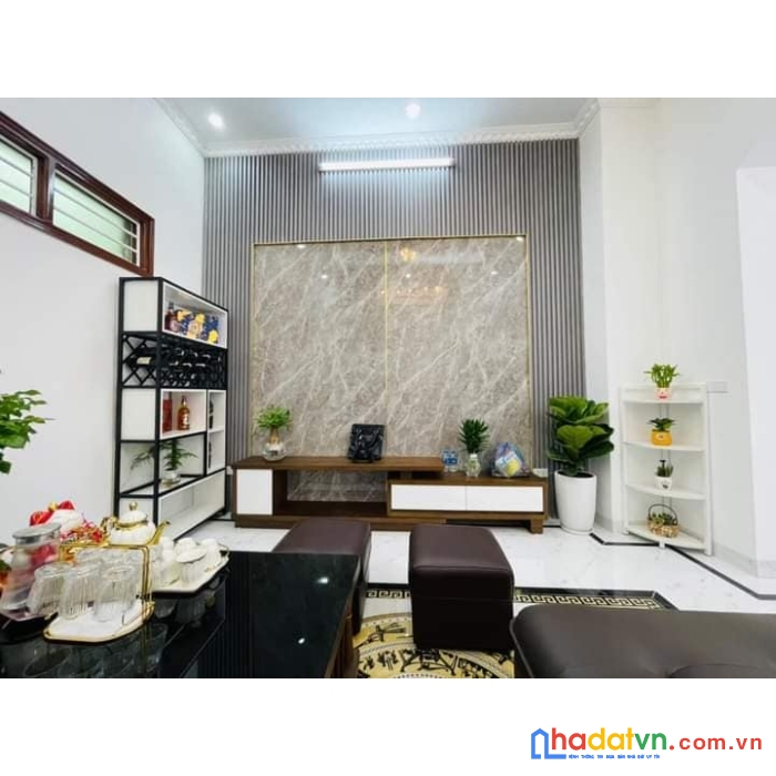 Bán nhà cầu giấy ôtô- kinh doanh 45m x 5 tầng, mặt 4m, giá 8.25 tỷ.
