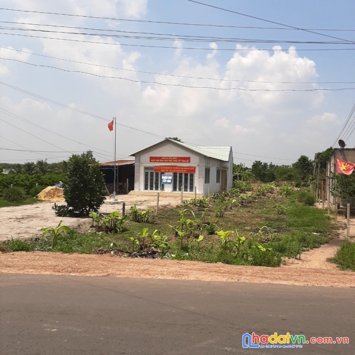 Chính chủ bán gấp lô đất 2 mặt tiền ngay núi bà đen