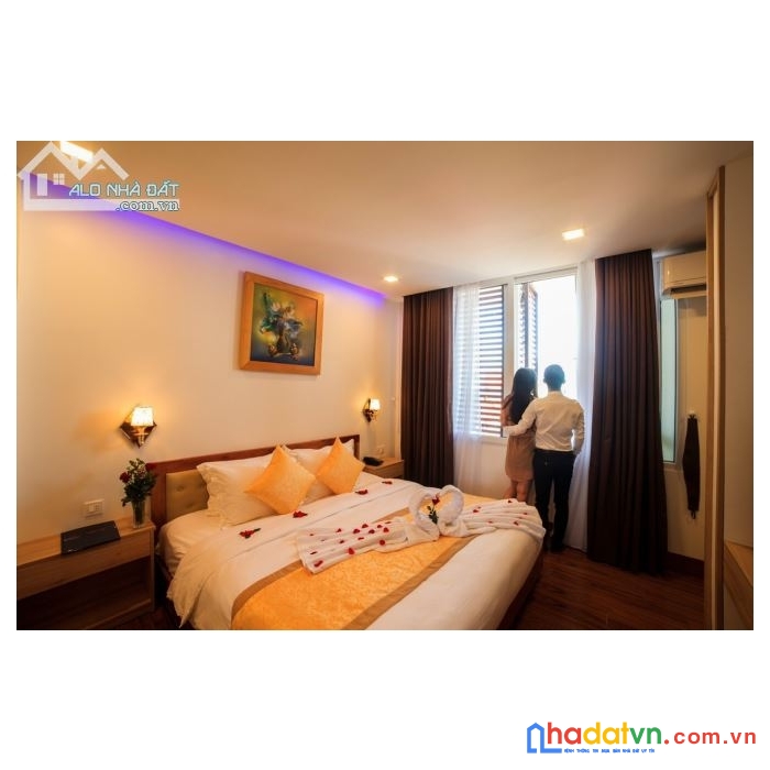 Cần bán villa 11 phòng - căng tin - quầy bar - hồ bơi.. - phường cẩm hà - tp hội a