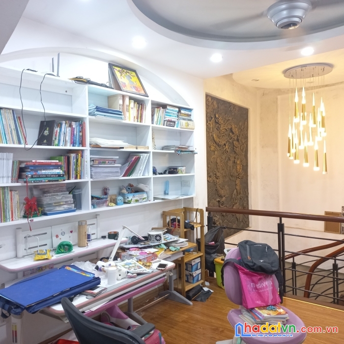 Bán nhà ngọc thụy.dân xây, thiết kế hợp lý.tiềm năng.chỉ 3 tỉ.