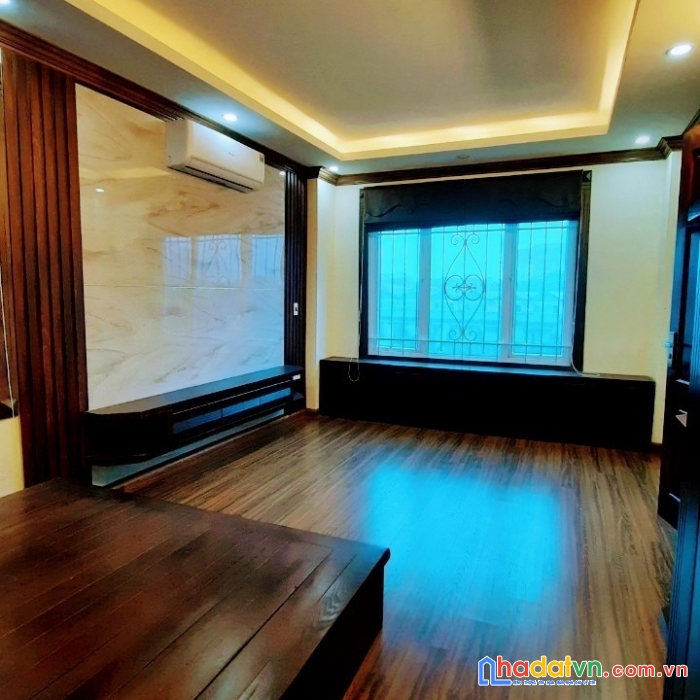 Hiếm bán nhà mễ trì thượng ô tô đỗ cửa nhà đẹp ở luôn dt 70m 5t mt 4,4m giá nhỉnh 11,5 tỷ
