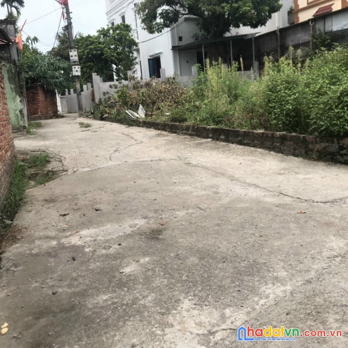 Chỉ với hơn 1tỷ anh chị có ngay mảnh đất 40,1m2 tại thôn cổ dương 
mt = mh 4m ngõ thông