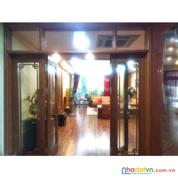Nhà 5 tầng x dt 70m², phố hoàng đạo thúy, chỉ hơn 16 tỷ, kinh doanh cực tốt.

