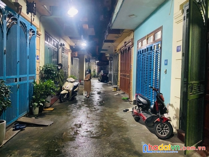Bán nhà tựu liệt thanh trì dt 59 m2 , 4 tầng , giá hơn 4 tỷ , ô tô đỗ cửa