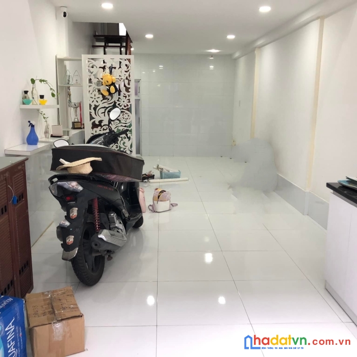 Bán nhà huỳnh tịnh của q3, 50m2 (5*10) chỉ 5.5 tỷ, nhà mới ở ngay, 2 tầng