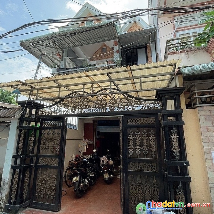 Bán nhà phạm văn bạch, tân bình, 206m2, 3 tầng btct, ngang 10.5m giá 13.5 tỷ ( tl )