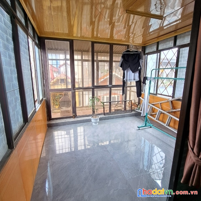 Bán nhà khu vực lê thanh nghị diện tích 30m2 5 tầng giá: 6.8 tỷ
