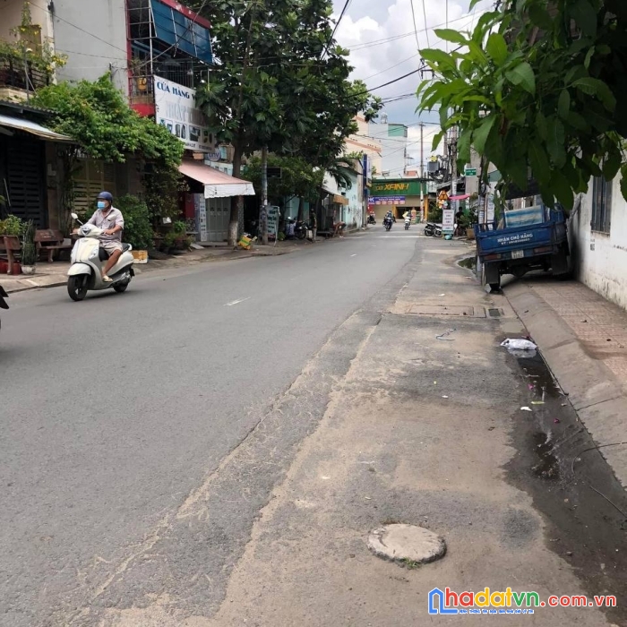 Bán nhà c4 mặt tiền miếu bình đông, đường nhựa 8m, 88m2 chỉ 7.6 tỷ, gần lê văn quới