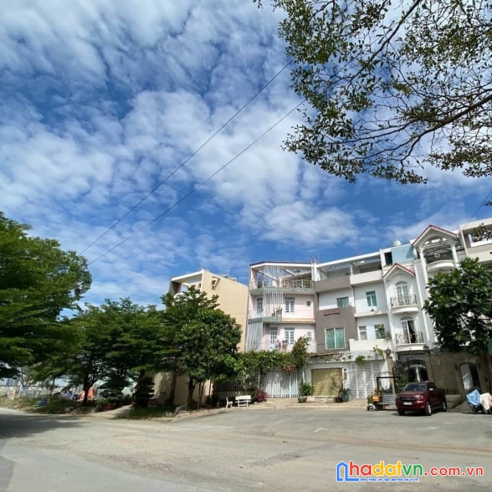 Chính chủ bán gấp nhà ngay the global city - tp.thủ đức dtich 90m2 giá 13ty5