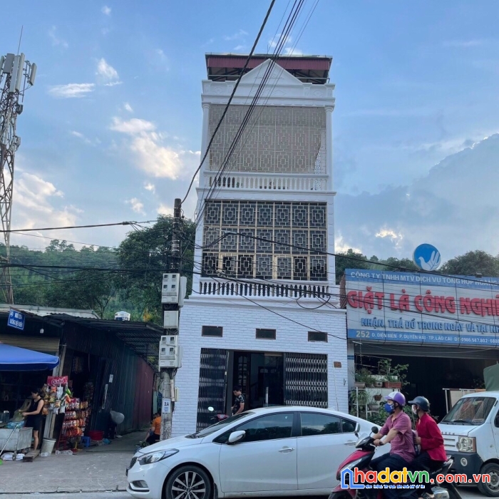 Hạ giá bán nhanh trước mùa mưa bão