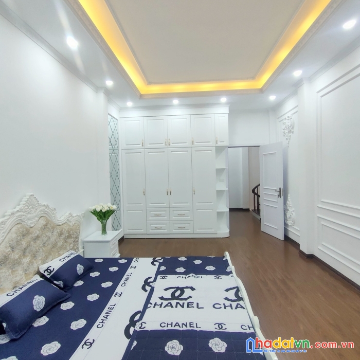 Cực hiếm! nhà bán ngã tư sở 42m kinh doanh-ô tô. giá nhỉnh 7 tỷ