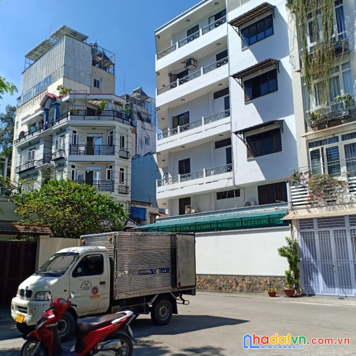 Bán nhà 133 nguyễn chí thanh, quận 5, ngang 5 x 24, 120m2, nhỉnh 20 tỷ.