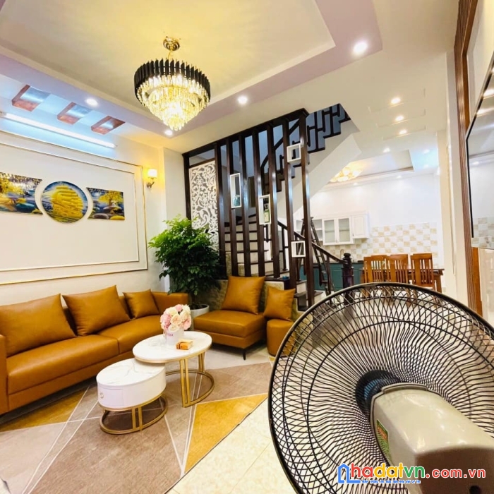 Nhà phố ba đình. 40m2x5 tầng gia 6 tỷ sở hữu ngay.