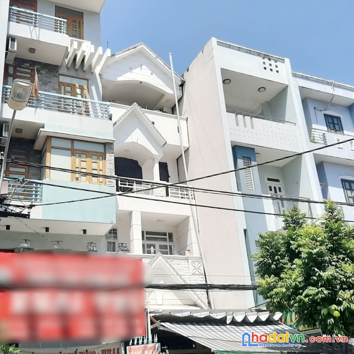 Nhà mt kinh doanh nở hậu đường âu dương lân p3q8. trệt,3 lầu,sân thượng. giá 22,85 tỷ tl