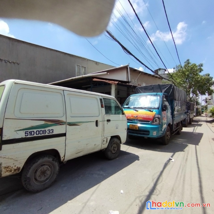 Nhà 3pn dt 40,2m dtsàn 80,4m xe tải tới cửa hiệp bình phước bảo đảm không qui hoach