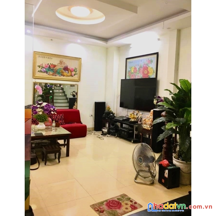 Bán nhà phố guyễn chính: 37m2 – 5 tâng – mt 3.5m – 4 ngủ - 7 tỷ- lô góc