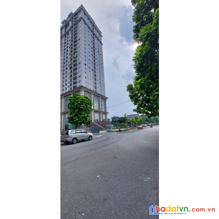 Cắt lỗ, giảm sâu, nhà phố lạc long quân, kd đa ngành 66m2, giá chỉ mười 4 tỷ