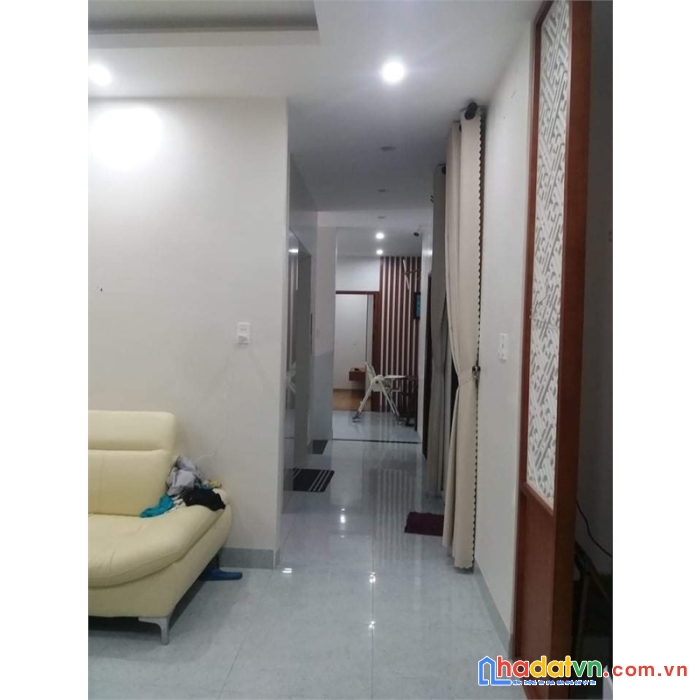 Nhanh chân. nhà lô góc 4 thoáng, ô tô, giá nhỉnh 2 tỷ đường hải phòng