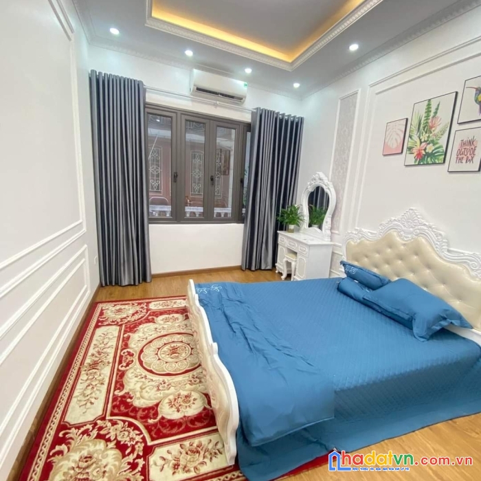 Nhà mặt ngõ kd phố trần cung lô goc oto 68m mt5m chỉ 6.3ty