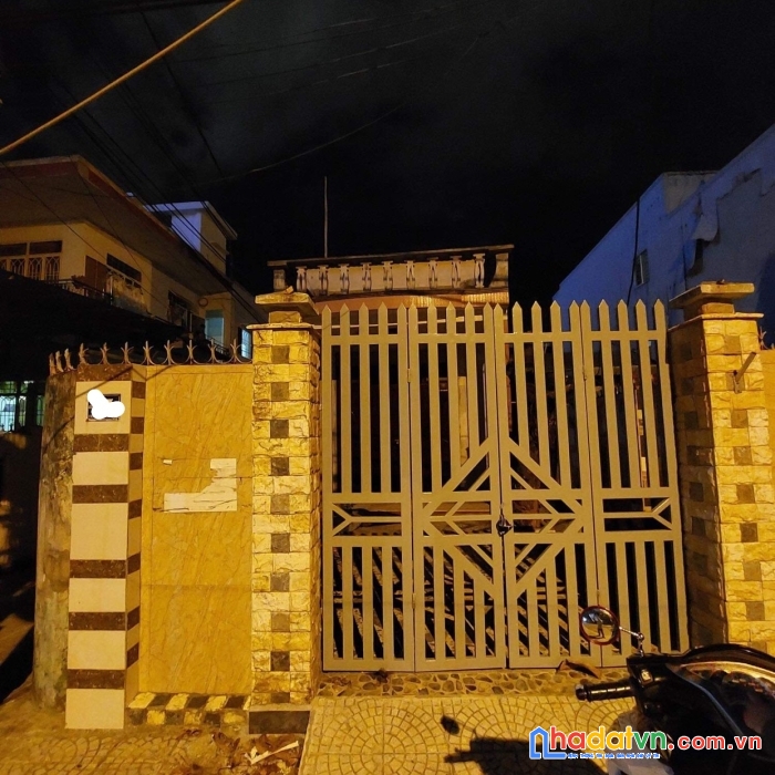 Bán gấp 2mt trần văn thành, gần biển - ngũ hành sơn 120m2 giá chỉ 11ty5 0935808739