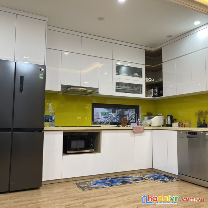 Bán nhà phố trung tâm đường giải phóng, 35m2 – 5 tầng – 3 ngủ – thông chợ - gần trường, trạm y tế,