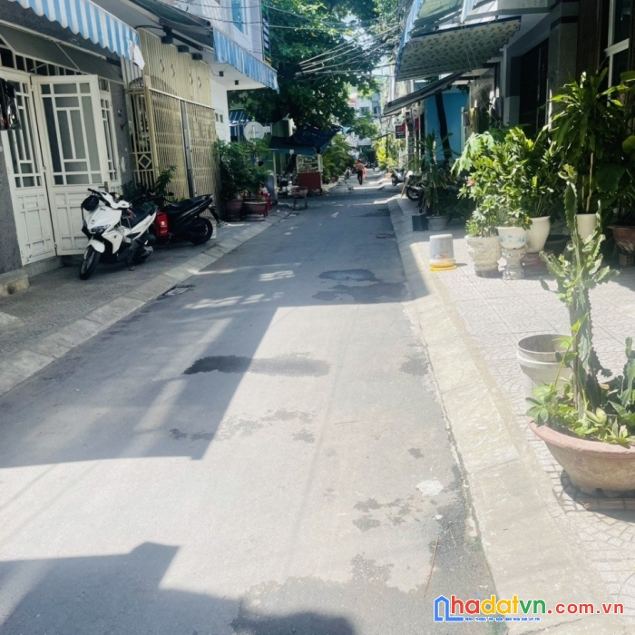 Nhà trần tống 52m2, 3.5 tầng, ngang 4.73, 5.x nhỏ tỷ