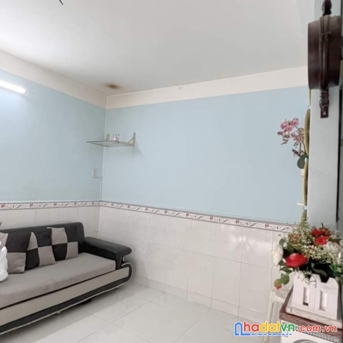 Mua nhà để đẩu tư- mua cho con học đại hoc- có ngay căn nhà nhỏ xinh tt q.7- 2p đi bộ ra mt- chỉ