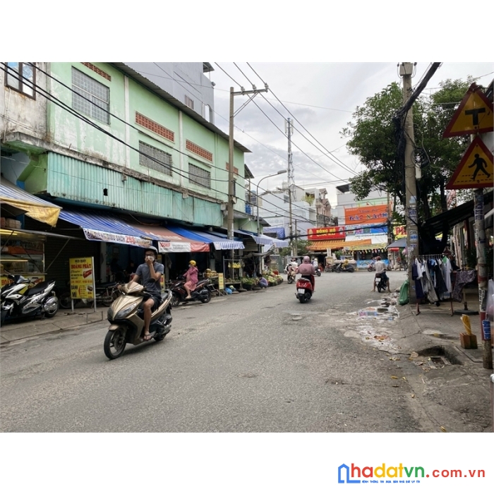 Bán mặt tiền kinh doanh  chợ tân hương, 79 m2,  4 tầng, nhỉnh 8 tỷ