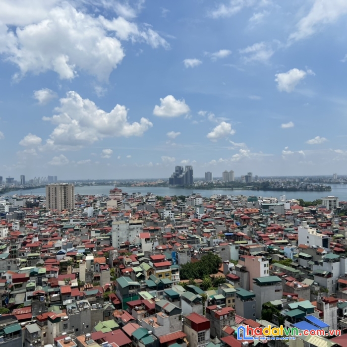 Bán chcc 671 hoàng hoa thám  112m 3 ngủ 2vs 4.8 tỷ tầng 18 view hồ tây